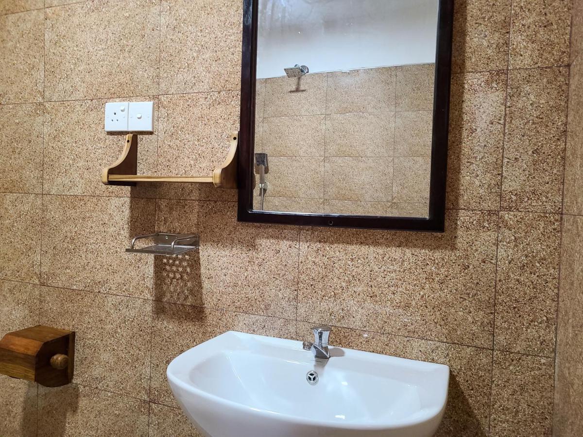 Woodholic Homestay Сигирия Экстерьер фото
