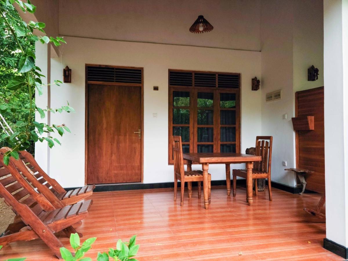 Woodholic Homestay Сигирия Экстерьер фото