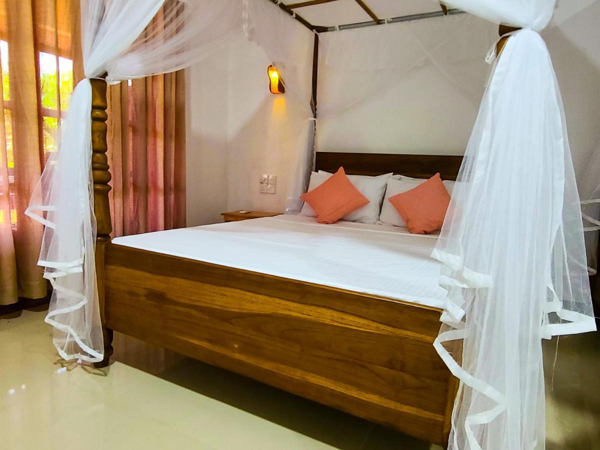 Woodholic Homestay Сигирия Экстерьер фото